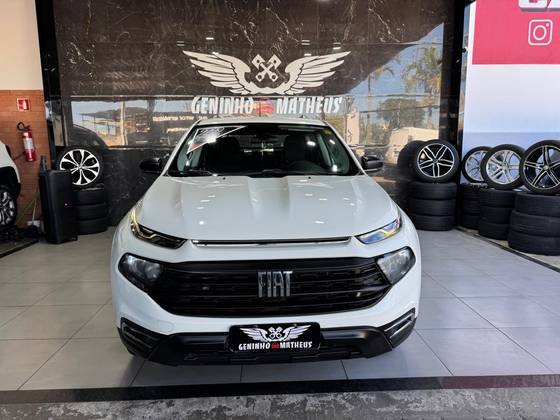 FIAT TORO 1.3 TURBO 270 FLEX ENDURANCE AT6 FIAT TORO 1.3 TURBO 270 FLEX ENDURANCE AT6